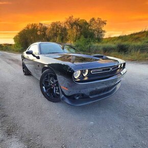 DODGE CHALLENGER R/T 5.7 V8 2023/3 28800km - 3