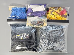 Lego Technic 42069 a 42052 - 3