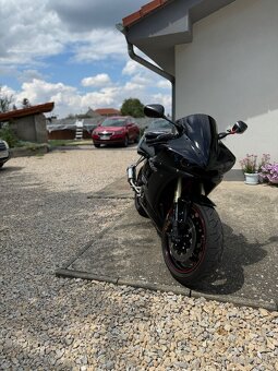 Yamaha R6 - 3