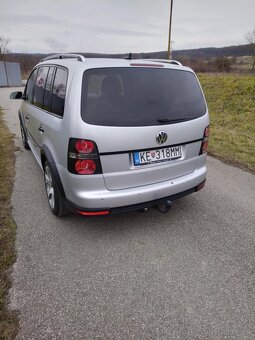 VW Touran Cross 2,0 - 3