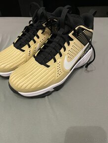 Pánske futbalové kopačky Nike Zoom Force 700 - 3