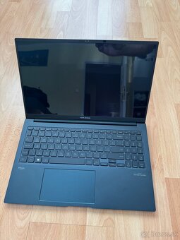 ASUS Zenbook 15 UM3504 - 3