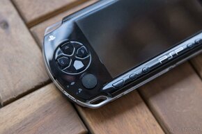 Sony PSP 1004 'piano black' 32 GB - 3