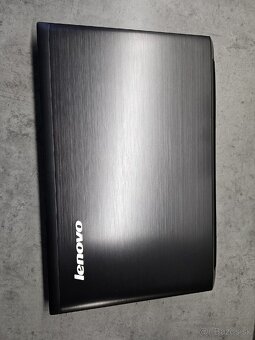 Lenovo V560 15.6" - 3