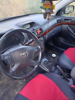 Toyota Avensis T25 - 3