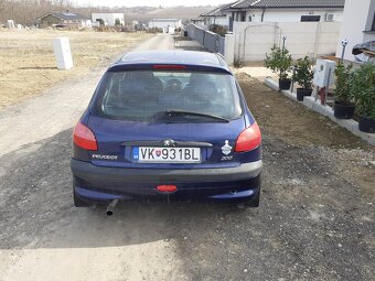 Peugeot 206, 1.1 benzín - 3