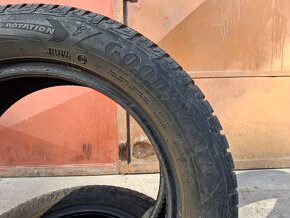 Goodyear 215/55 R16 - 3