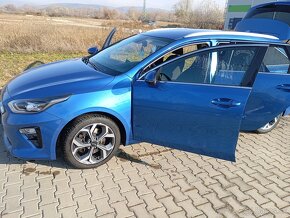 Kia ceed sw 1.4 T-GDI automat platinum - 3