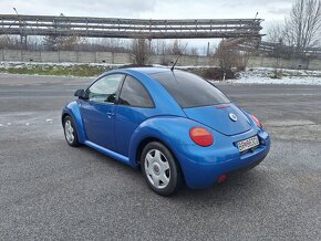 Volkswagen beetle 2.0 benzín  85kw. - 3