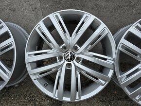 Hlinikové disky Volkswagen Tiguan Allspace 5x112 R19 ET43 - 3