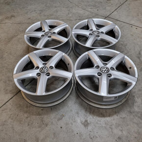 Originál Volkswagen Golf disky 5x112 R16 ET48 - 3