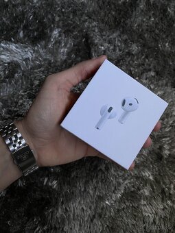 Airpods 4 - 3