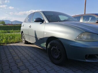 Rozpredam seat ibizu 6l 1.4TDI - 3