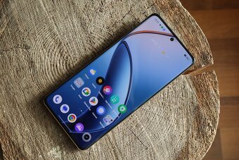 Realme 12 Pro+ 5G (12GB ROM, 512GB RAM), béžová – TOP mobil - 3