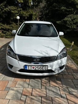 Kia Ceed 1.4 16V 66KW/2010 - 3