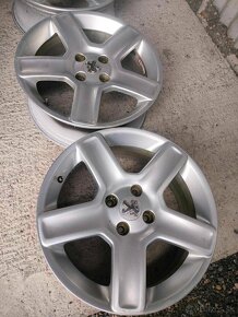 4ks alu disky Peugeot 4x108 r17 - 3