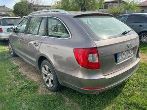 Škoda Superb Combi 2.0 TDI Elegance - 3