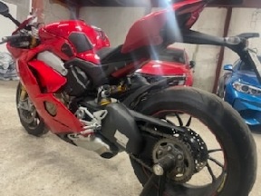 Ducati Panigale V4S - 3