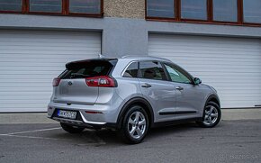 Kia Niro 1.6GDi Hybrid Platinum 104kW (Benzín+Elektrina) - 3