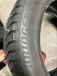 Bridgestone 225/50 R17 zimné - 3