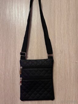 Čierna crossbody taška - 3