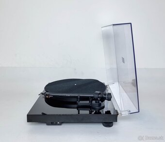 Pro-ject Debut III BT Phono SB (Vstavany Bluetooth) - 3