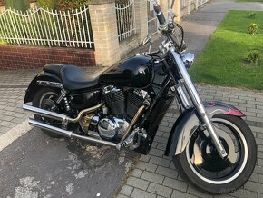 Honda Shadow VT 1100 C2 - 3