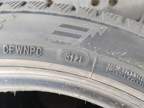 Predám zimné pneumatiky 235/45 r17 - 3