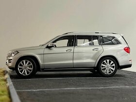 1:18 Mercedes-Benz GL-Class (X166) - NOREV - 3