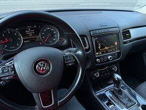 Volkswagen Touareg FACELIFT 3.0 TDi 4x4 r.v 2015 - 3