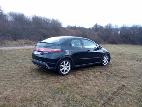 Honda Civic 2,2Cdti - 3