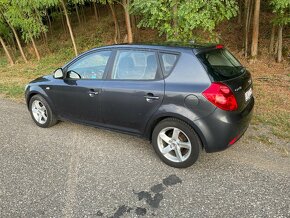 Kia Ceed 1.4 77kw benzín 2008 - 3