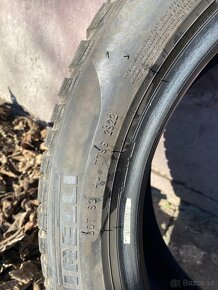 245/45 R18 Pirelli Sottozero 3 - 3