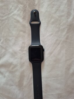 Apple Watch SE 2024 - 3