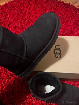 Ugg 37 - 3