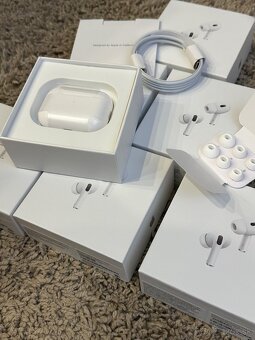 Apple AirPods Pro 2 - 3