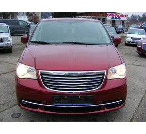 Prodám Chrysler Town Country - 3