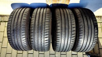 Michelin pilot sport 4 225/40 ZR 18 92Y - 3