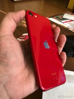 iPhone se 2020 red(128gb) - 3