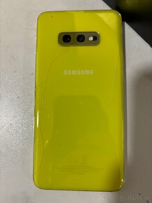 Samsung Galaxy S10e - 3