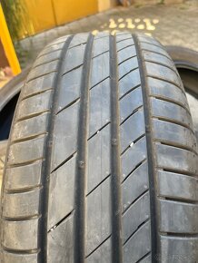 Letné pneu Kumho Ecsta 205/60 R16 92V - 3