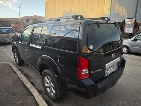 Nissan Pathfinder 2008 facelift - 3