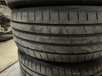 205/55R16 - 3