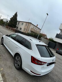 Škoda Superb Combi 2.0 TDI 4x4 LAURIN&KLEMENT - 3