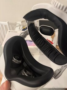 Oculus Meta Quest 2 128GB - 3