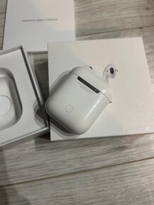 Apple AirPods - 3