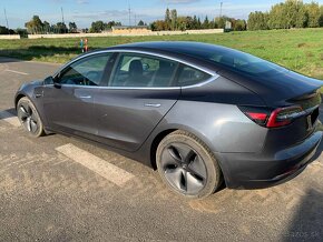 Tesla Model 3 SR plus - 3