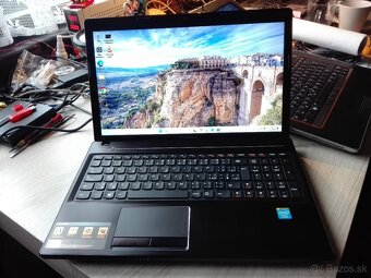 Lenovo. 15,6“ LED. Nový SSD 256 GB. Nová RAM 12GB. - 3