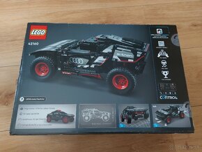 LEGO® Technic 42160 Audi RS Q e-tron - 3