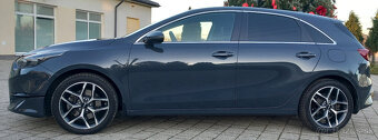 KIA Cee’d 1.5 T-GDi Platinum A/T - 3